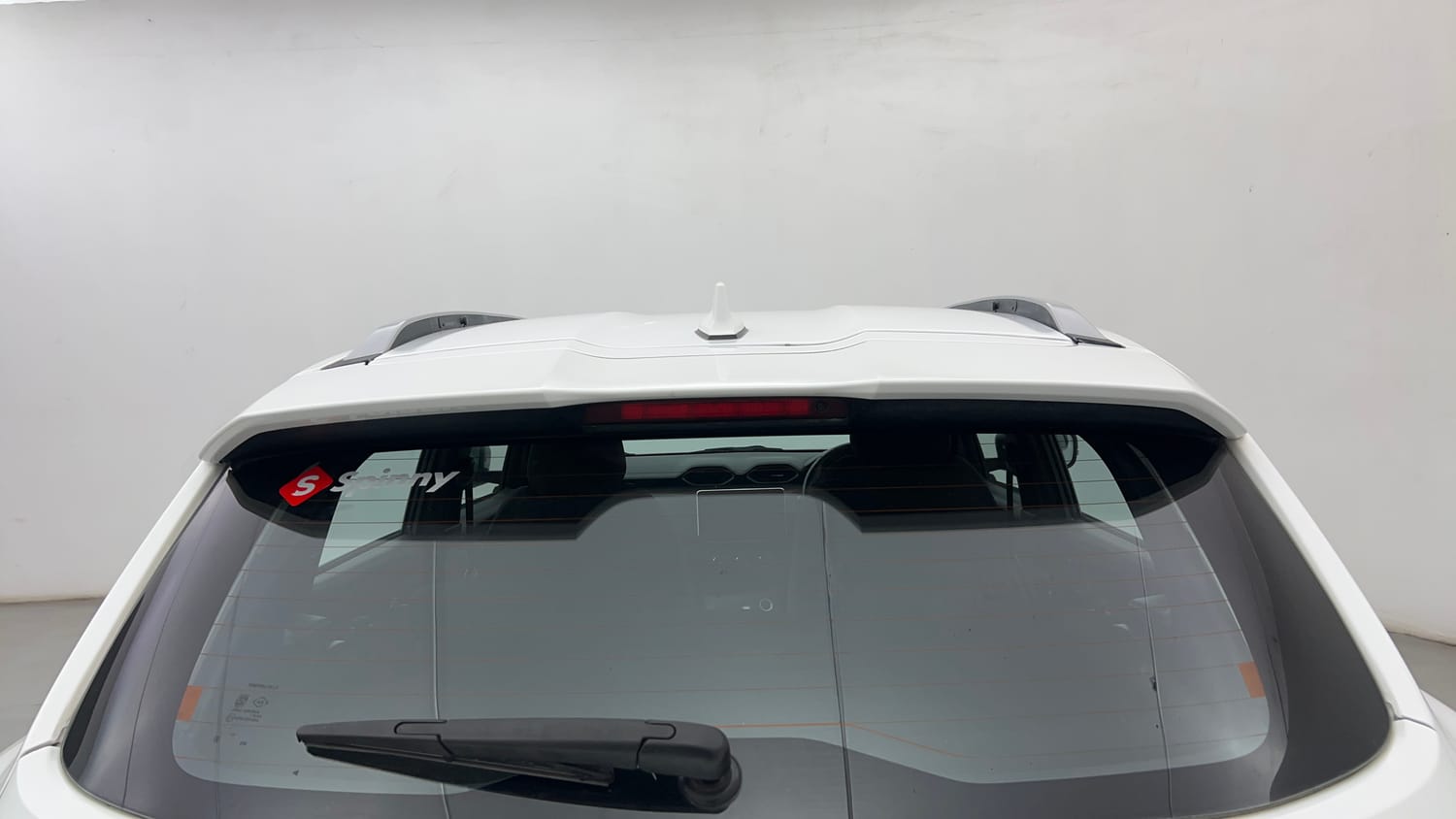 Used 2024 Nissan Magnite XV Premium Turbo CVT Petrol Automatic exterior BACK WINDSHIELD VIEW