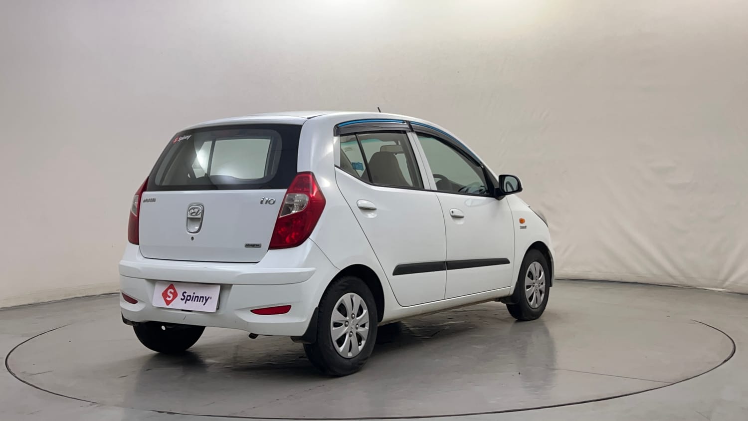 Used 2012 Hyundai i10 Magna 1.1 iRDE2 Petrol Manual exterior RIGHT REAR CORNER VIEW
