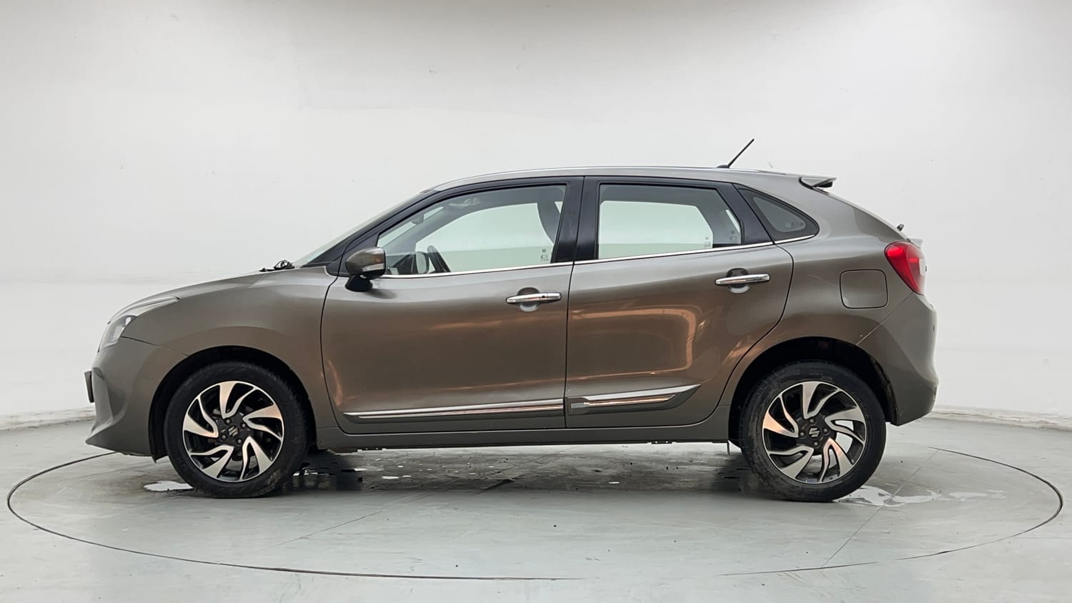 Used 2020 Maruti Suzuki Baleno Zeta Automatic Petrol Automatic exterior LEFT SIDE VIEW