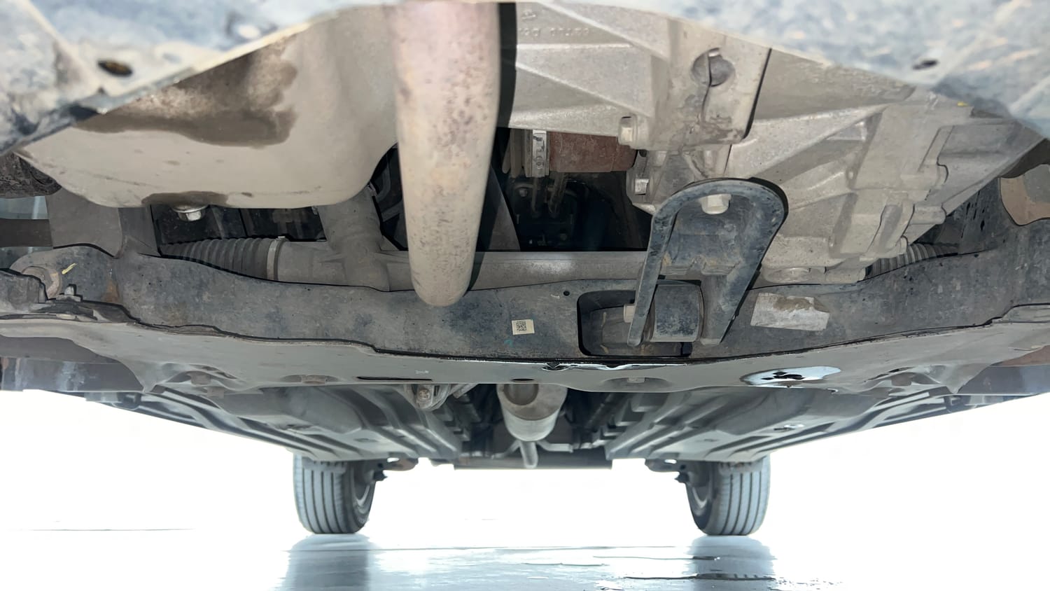 Used 2023 Maruti Suzuki Brezza ZXi Petrol Manual extra FRONT LEFT UNDERBODY VIEW