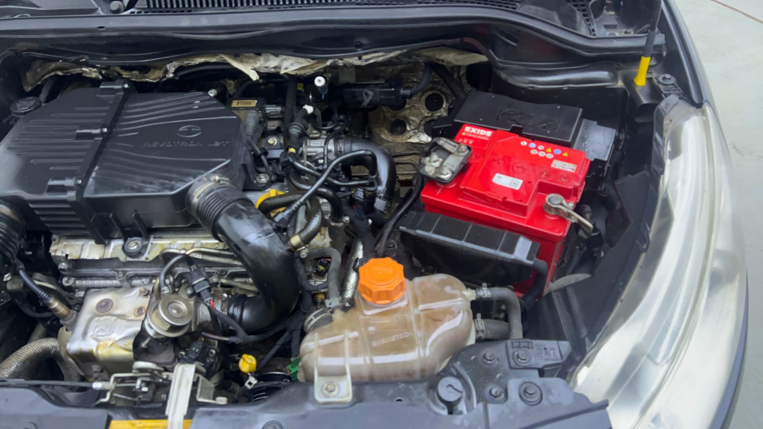 Used 2016 Tata Zest XMS Petrol Petrol Manual engine ENGINE LEFT SIDE VIEW