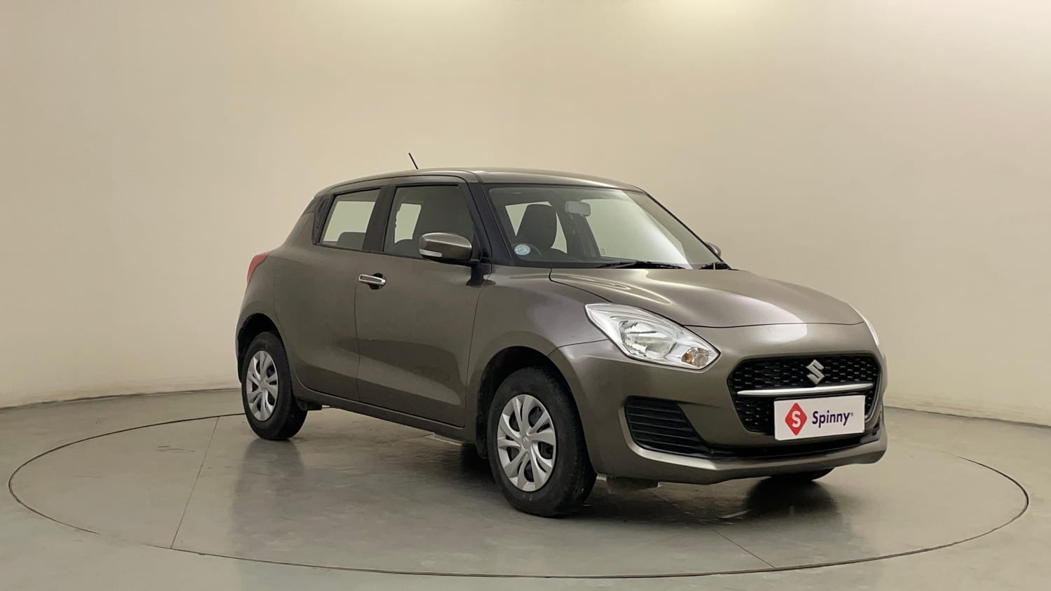 Used 2023 Maruti Suzuki Swift VXi Petrol Manual exterior RIGHT FRONT CORNER VIEW