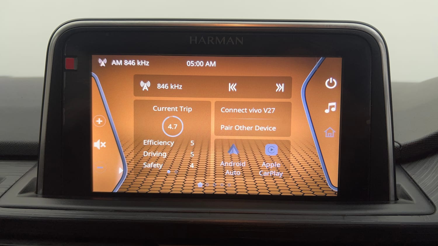 Used 2022 Tata Punch Adventure Rhythm Pack MT Petrol Manual top_features Integrated (in-dash) music system