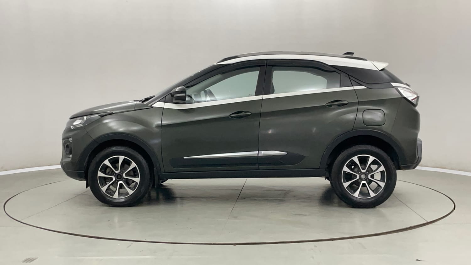 Used 2021 Tata Nexon XZA Plus (O) Diesel Diesel Automatic exterior LEFT SIDE VIEW