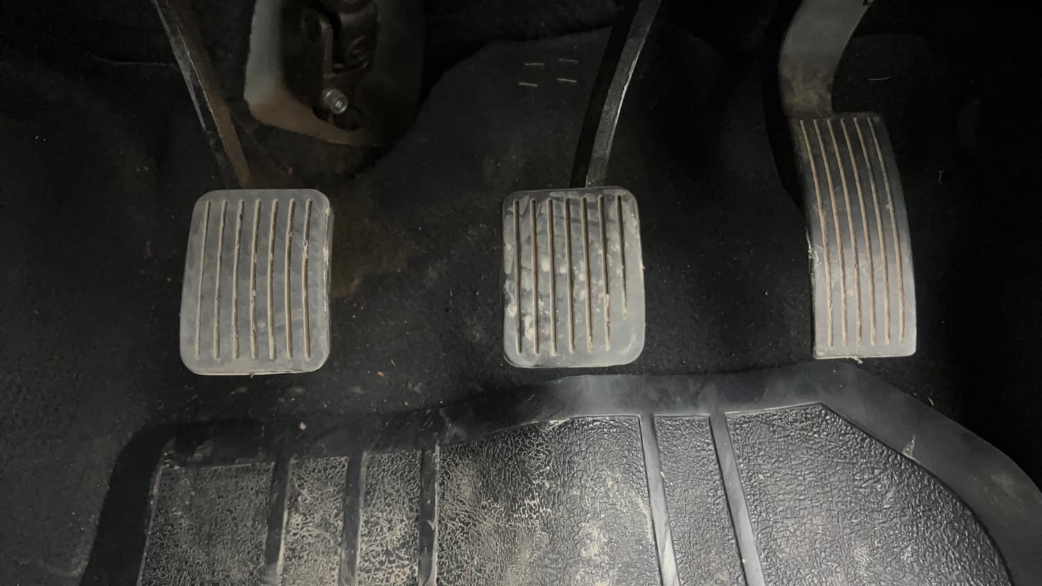 Used 2017 Hyundai Grand i10 Asta 1.2 Kappa VTVT Petrol Manual interior PEDALS VIEW