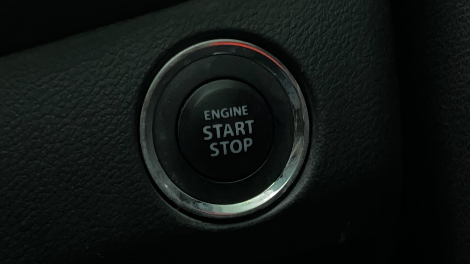 Used 2019 Maruti Suzuki Baleno Alpha Petrol Manual top_features Keyless start
