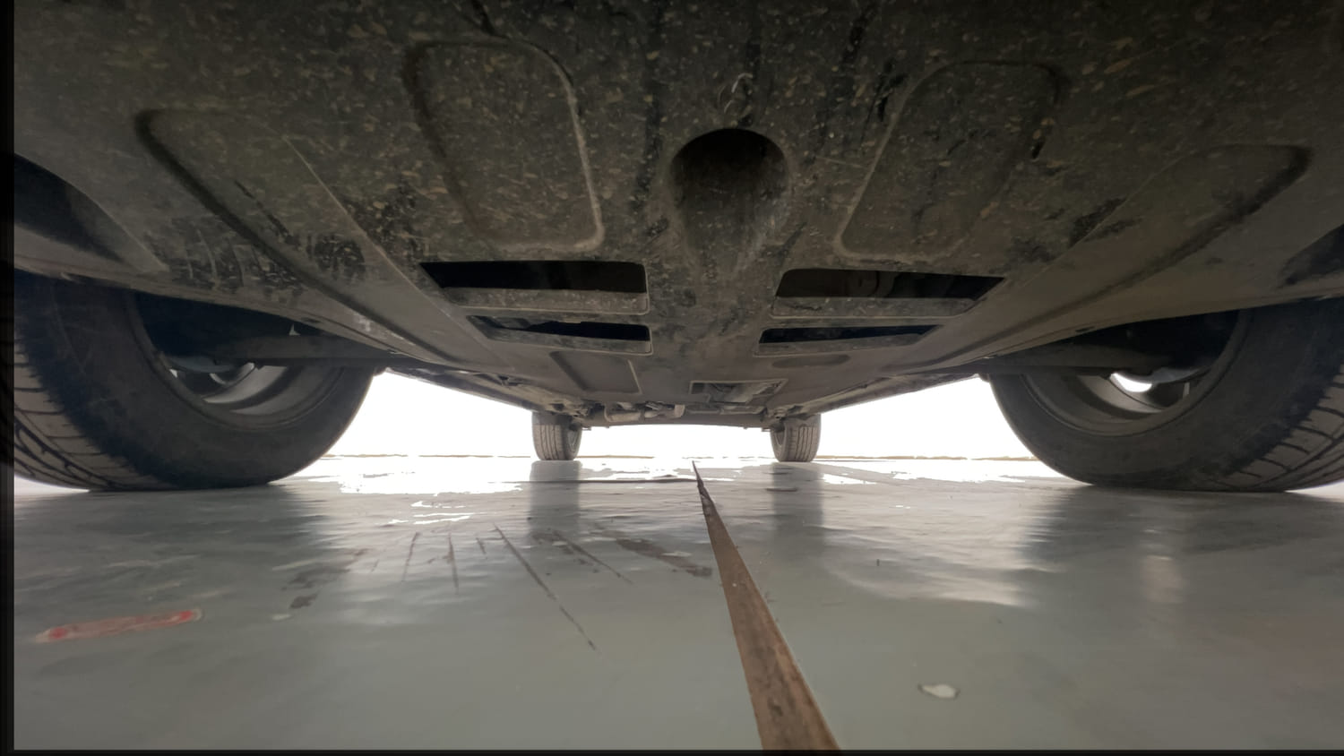 Used 2018 Hyundai Creta SX Plus 1.6 AT Petrol Petrol Automatic extra FRONT LEFT UNDERBODY VIEW
