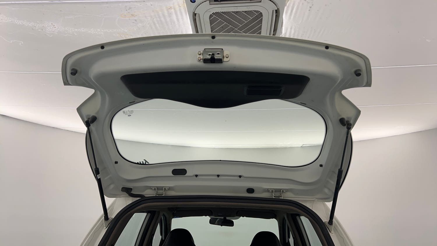 Used 2019 Hyundai Grand i10 Magna 1.2 Kappa VTVT Petrol Manual interior DICKY DOOR OPEN VIEW