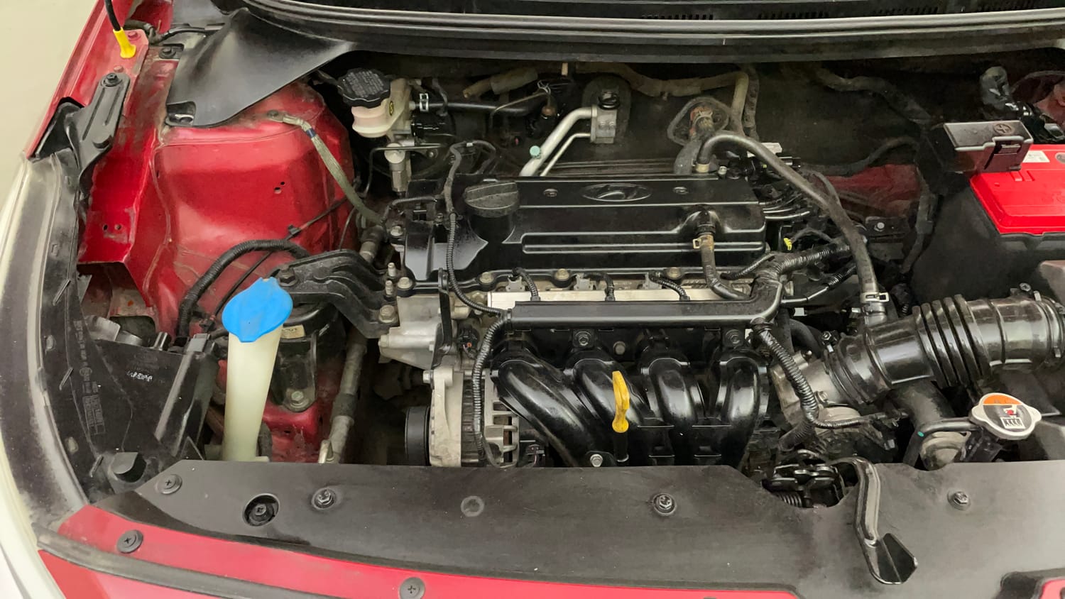 Used 2015 Hyundai Elite i20 Magna 1.2 Petrol Manual engine ENGINE RIGHT SIDE VIEW