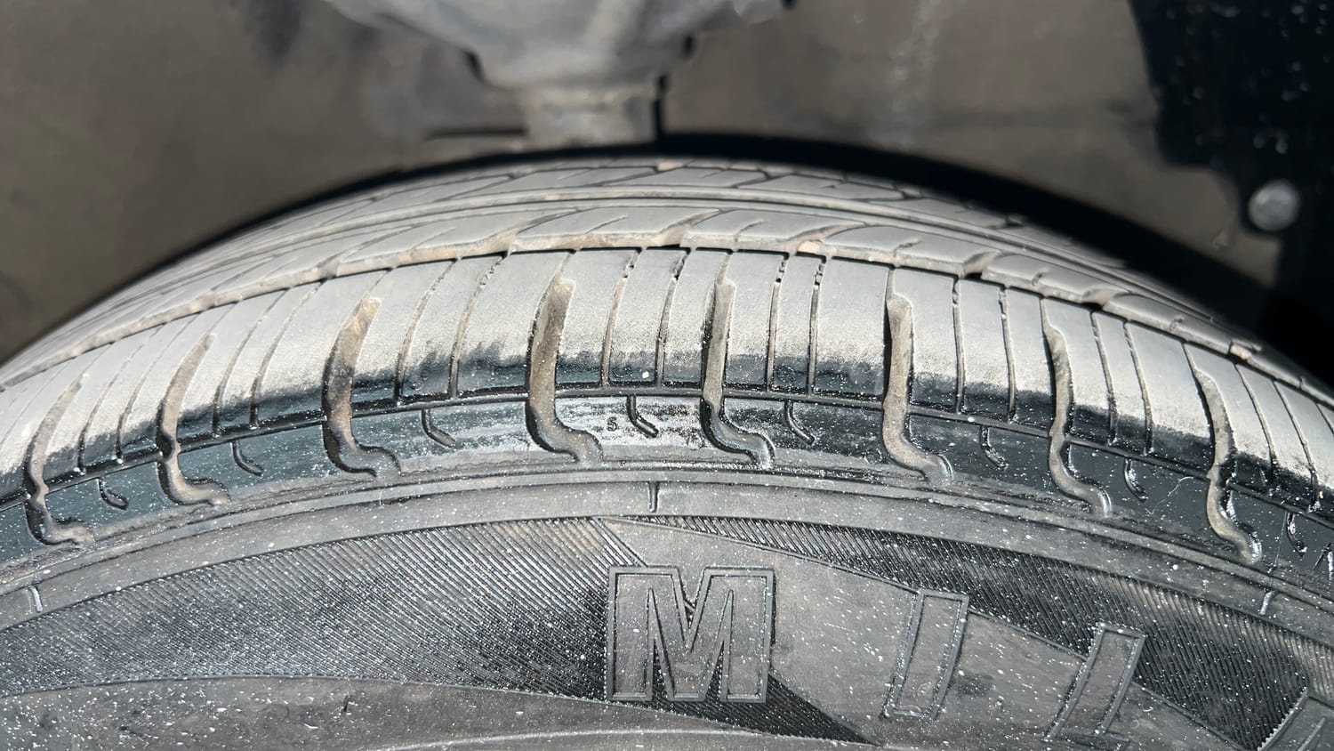 Used 2015 Maruti Suzuki Celerio VXi Petrol Manual tyres RIGHT FRONT TYRE TREAD VIEW