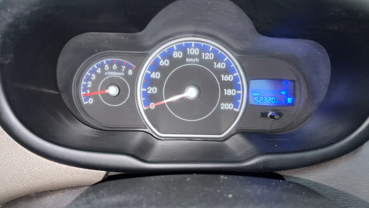 Used 2012 Hyundai i10 Magna 1.1 iRDE2 Petrol Manual interior CLUSTERMETER VIEW