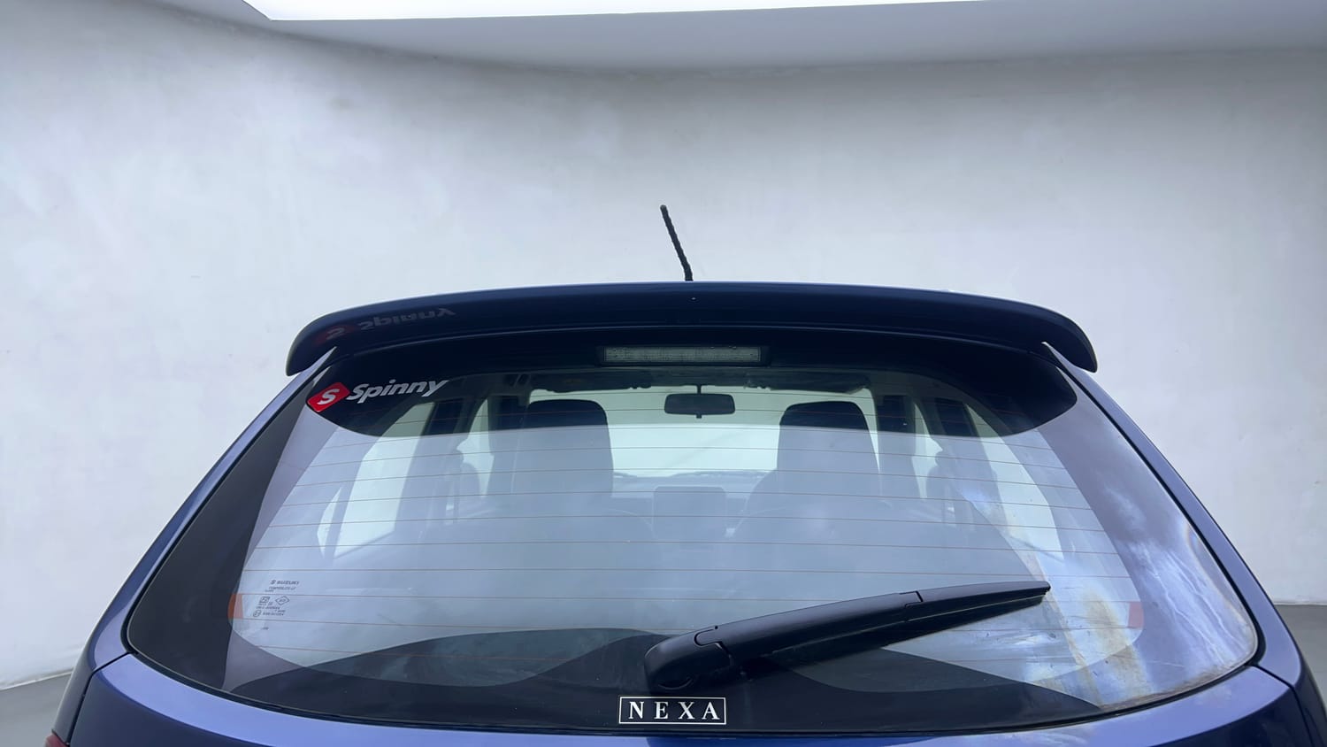 Used 2021 Maruti Suzuki Ignis Zeta 1.2 AMT Petrol Automatic top_features Rear wiper
