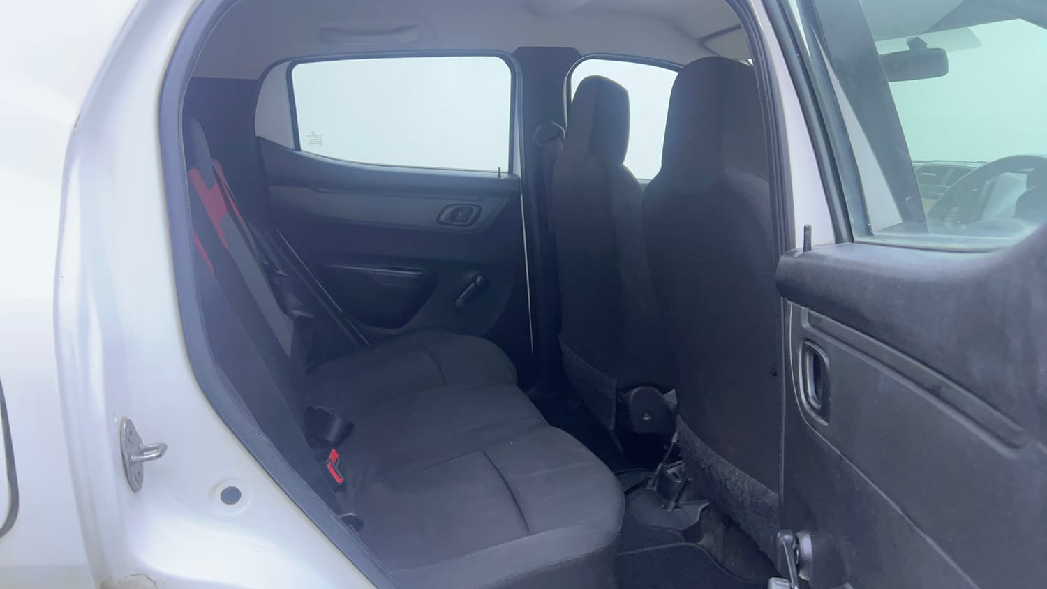 Used 2018 Renault Kwid 1.0 RXT AMT Opt Petrol Automatic interior RIGHT SIDE REAR DOOR CABIN VIEW