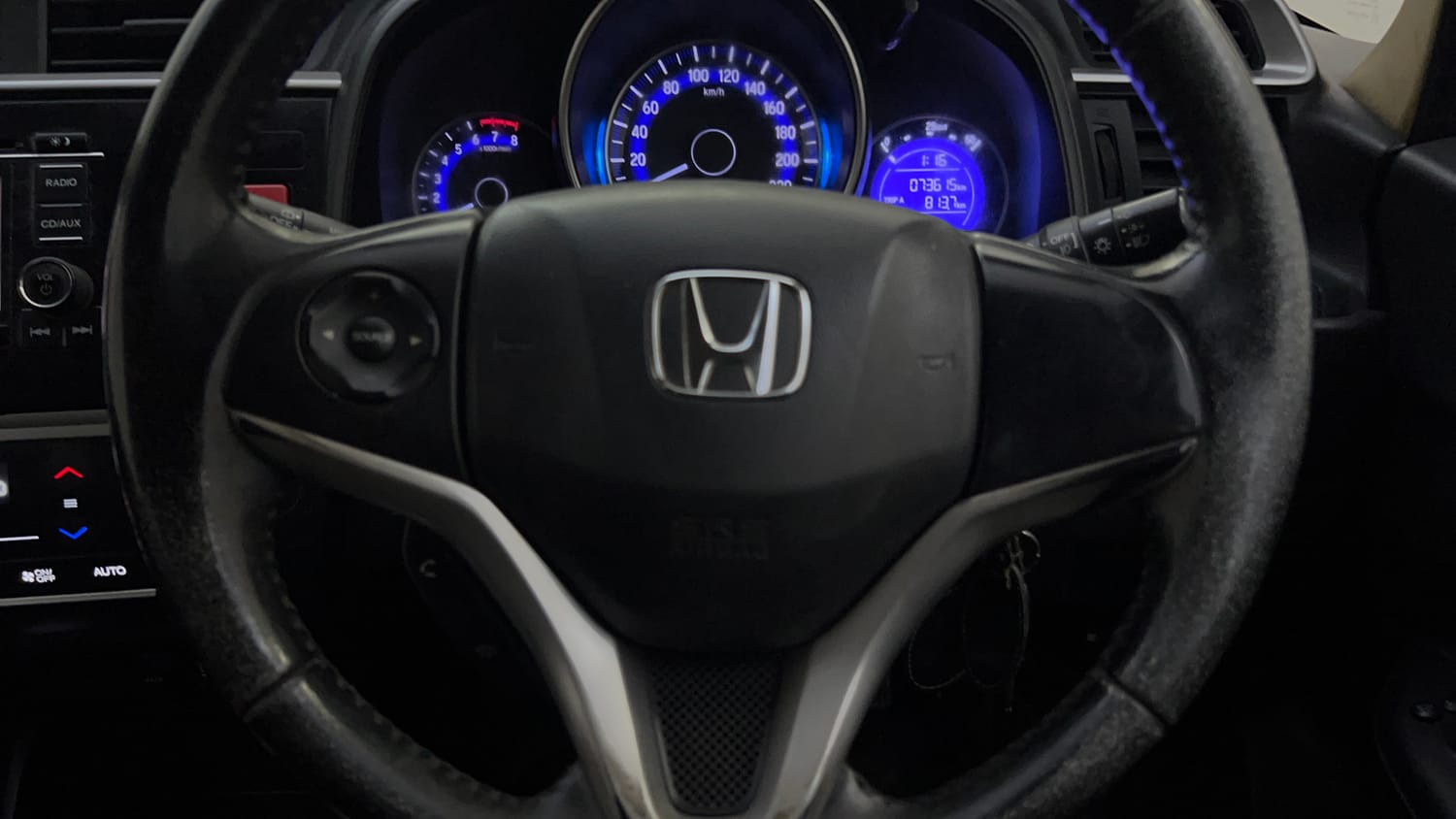 Used 2015 Honda Jazz V Petrol Petrol Manual top_features Airbags