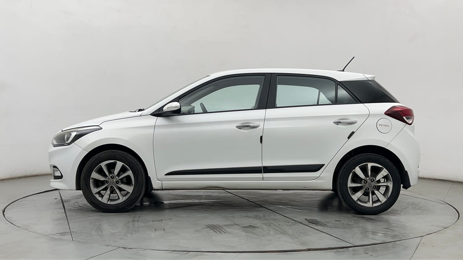 Used 2017 Hyundai Elite i20 Asta 1.2 Petrol Manual exterior LEFT SIDE VIEW