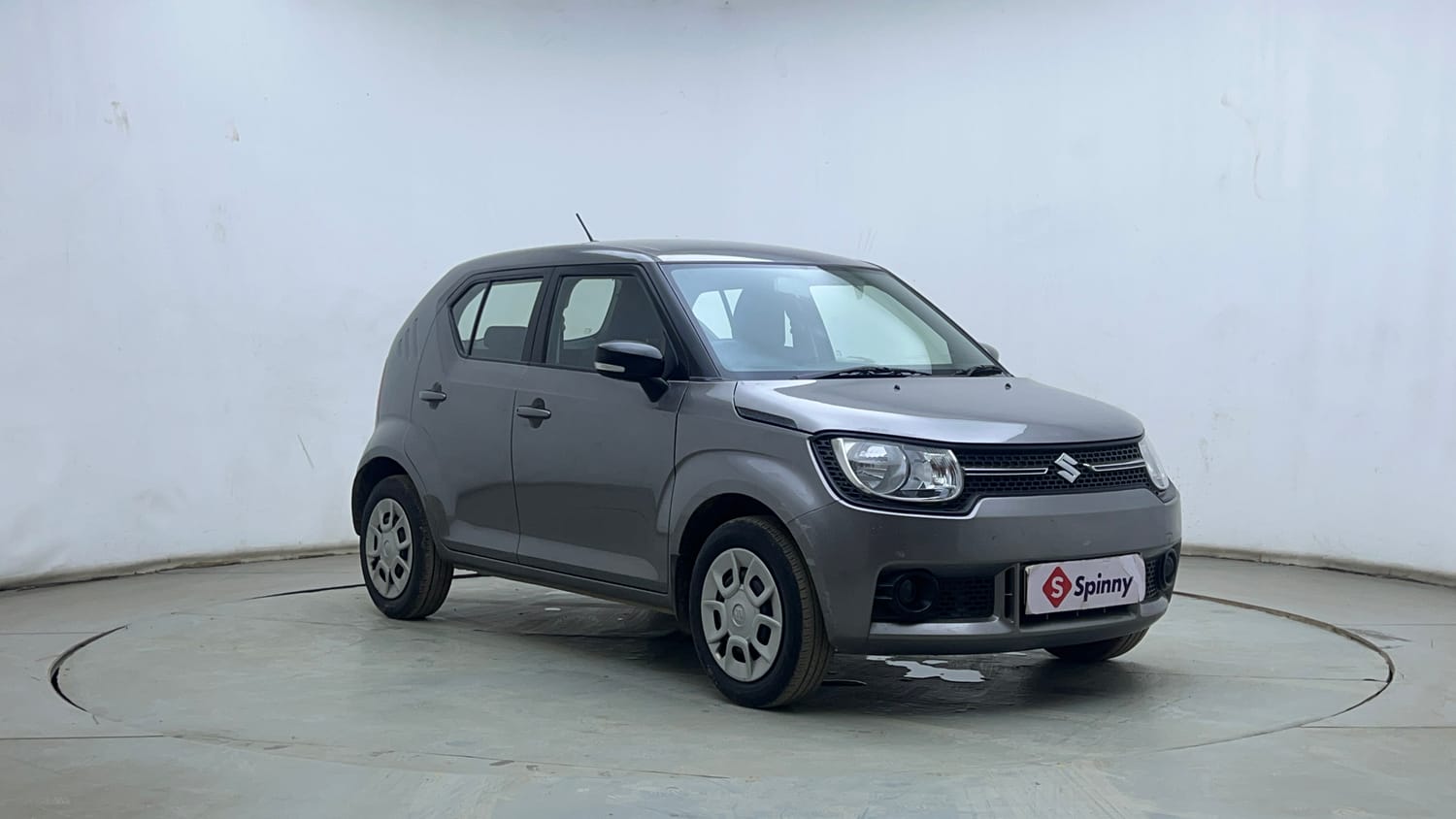 Used 2018 Maruti Suzuki Ignis Delta 1.2 MT Petrol Manual exterior RIGHT FRONT CORNER VIEW