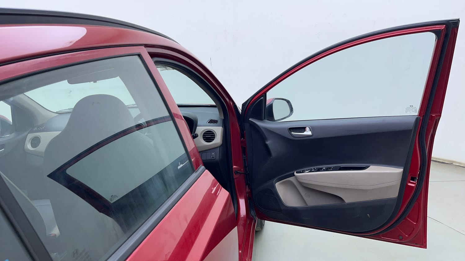 Used 2019 Hyundai Grand i10 Sportz 1.2 Kappa VTVT Petrol Manual interior RIGHT FRONT DOOR OPEN VIEW