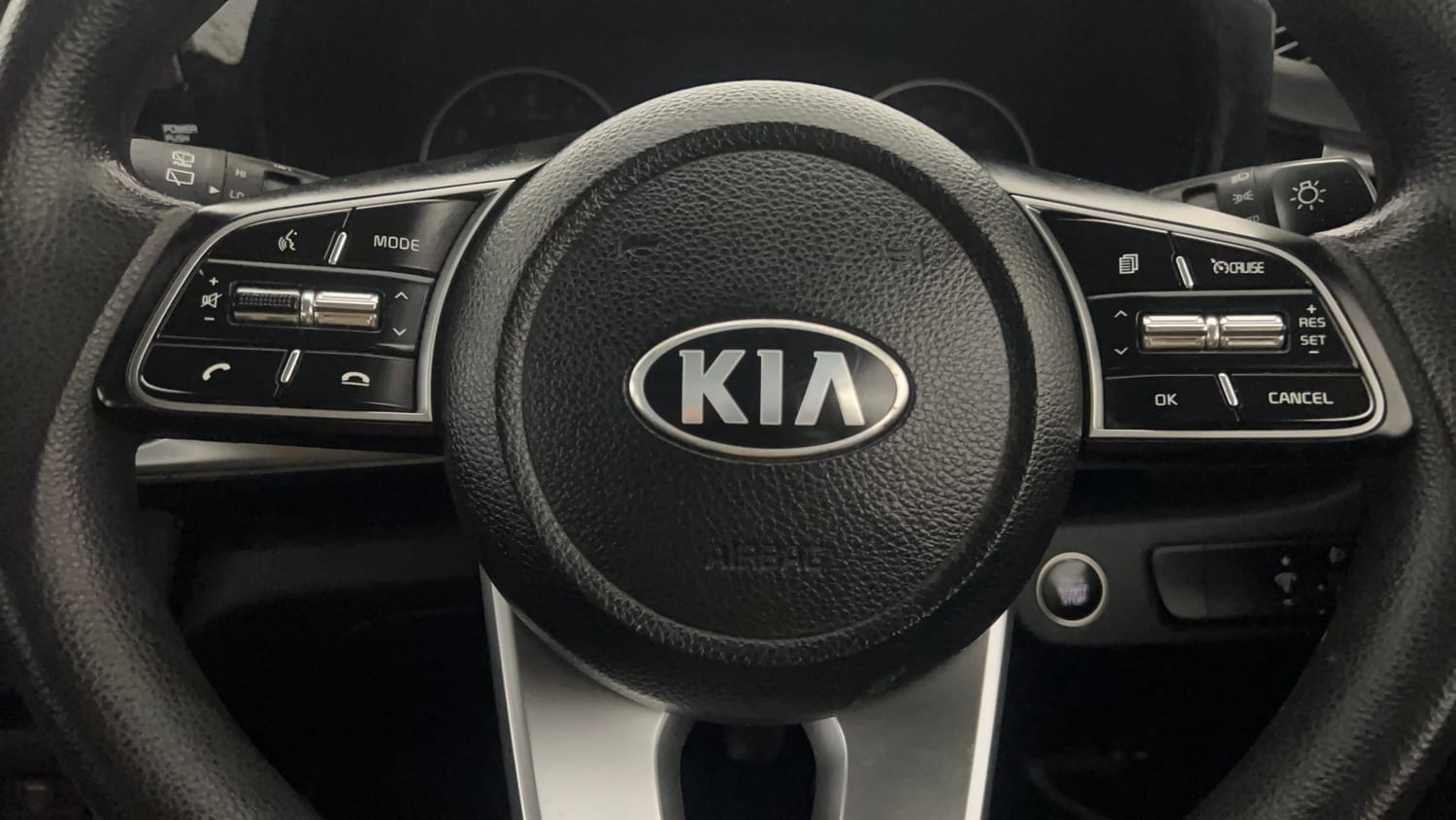 Used 2020 Kia Seltos HTK Plus 1.5 Petrol Manual top_features Cruise control