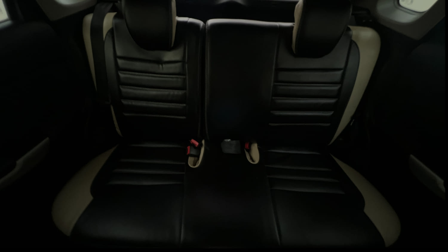 Used 2017 Maruti Suzuki Baleno Zeta 1.2 Petrol Manual interior REAR SEAT CONDITION VIEW