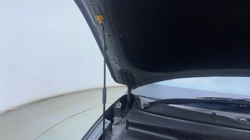Used 2022 Hyundai Alcazar Signature (O) 6 STR 2.0 Petrol AT Petrol Automatic engine ENGINE RIGHT SIDE HINGE & APRON VIEW