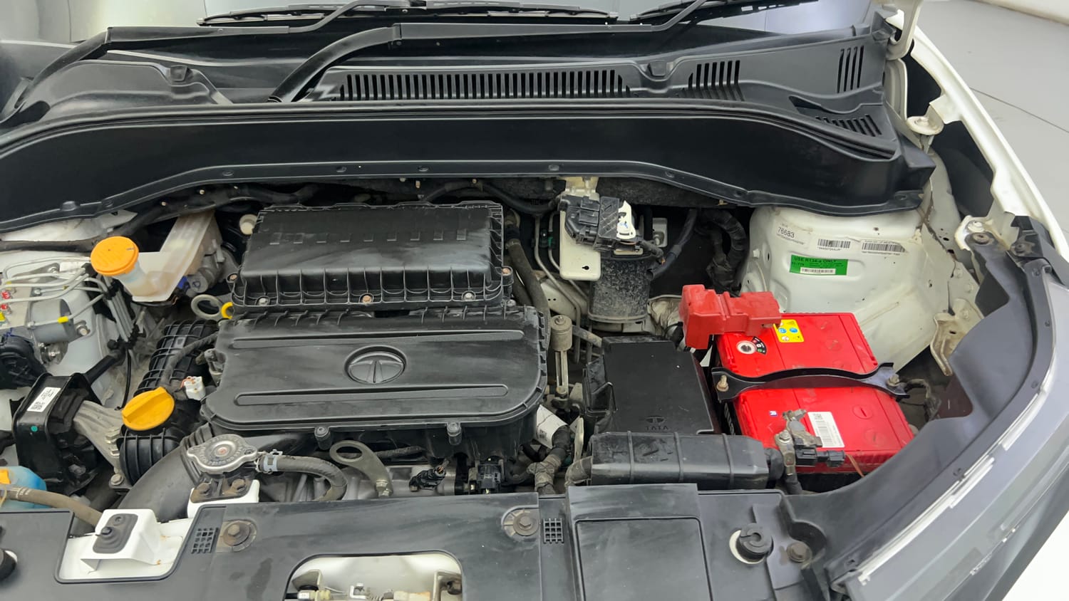 Used 2022 Tata Punch Adventure Rhythm Pack MT Petrol Manual engine ENGINE LEFT SIDE VIEW