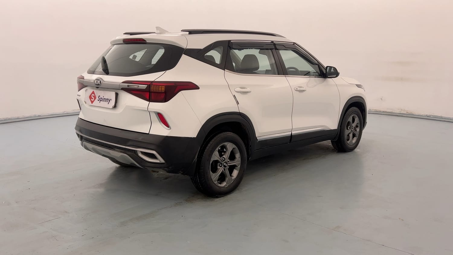Used 2020 Kia Seltos HTK Plus 1.5 Petrol Manual exterior RIGHT REAR CORNER VIEW
