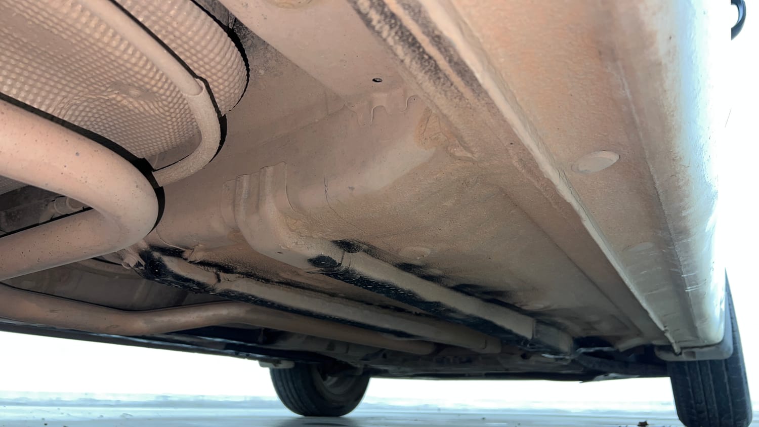 Used 2018 Hyundai Elite i20 Asta 1.2 AT Petrol Automatic extra REAR RIGHT UNDERBODY VIEW