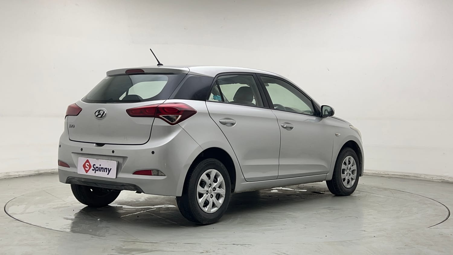 Used 2017 Hyundai Elite i20 Magna Executive 1.2 Petrol Manual exterior RIGHT REAR CORNER VIEW