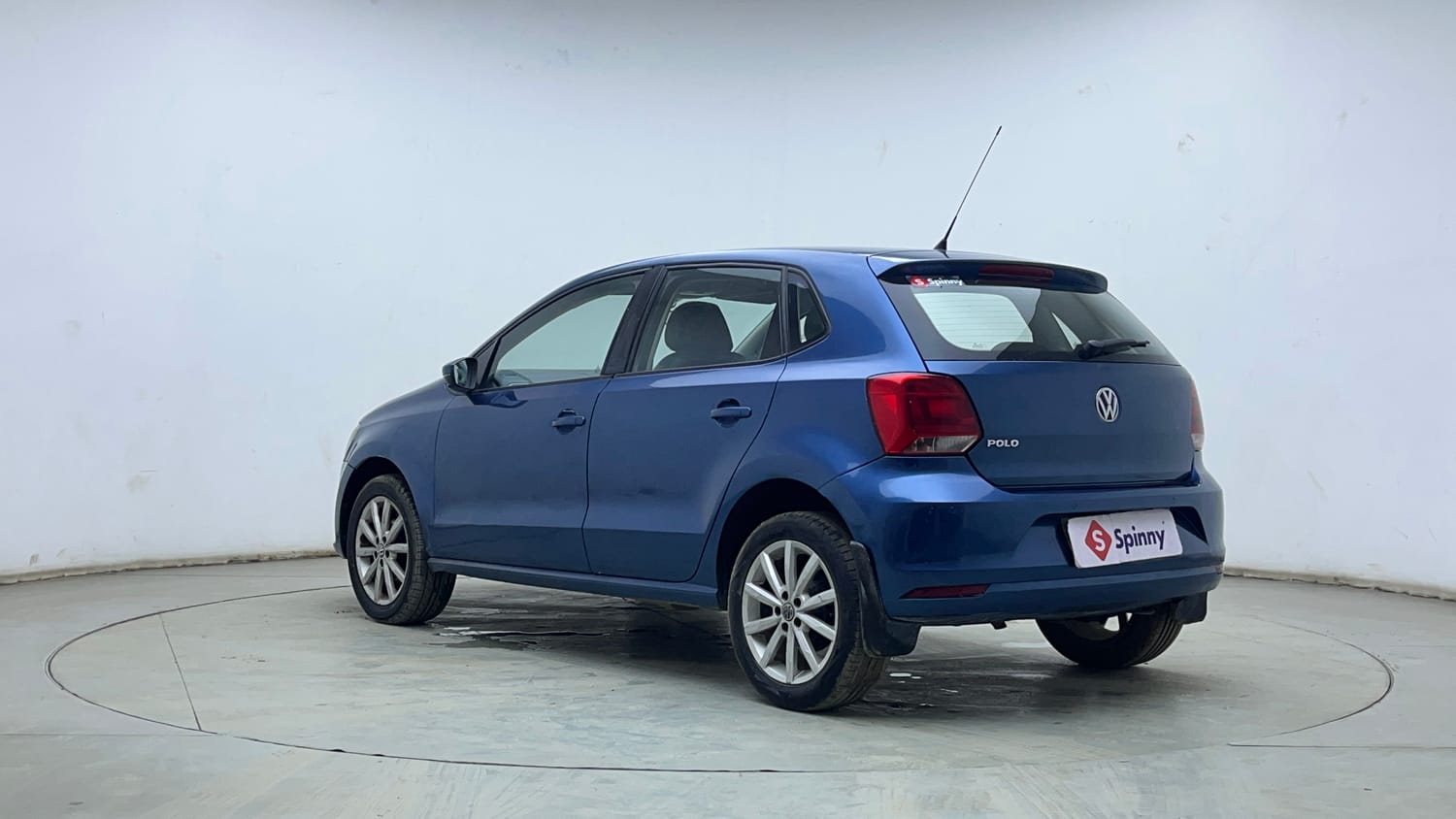 Used 2017 Volkswagen Polo Highline Plus 1.2( P)16 Alloy Petrol Manual exterior LEFT REAR CORNER VIEW