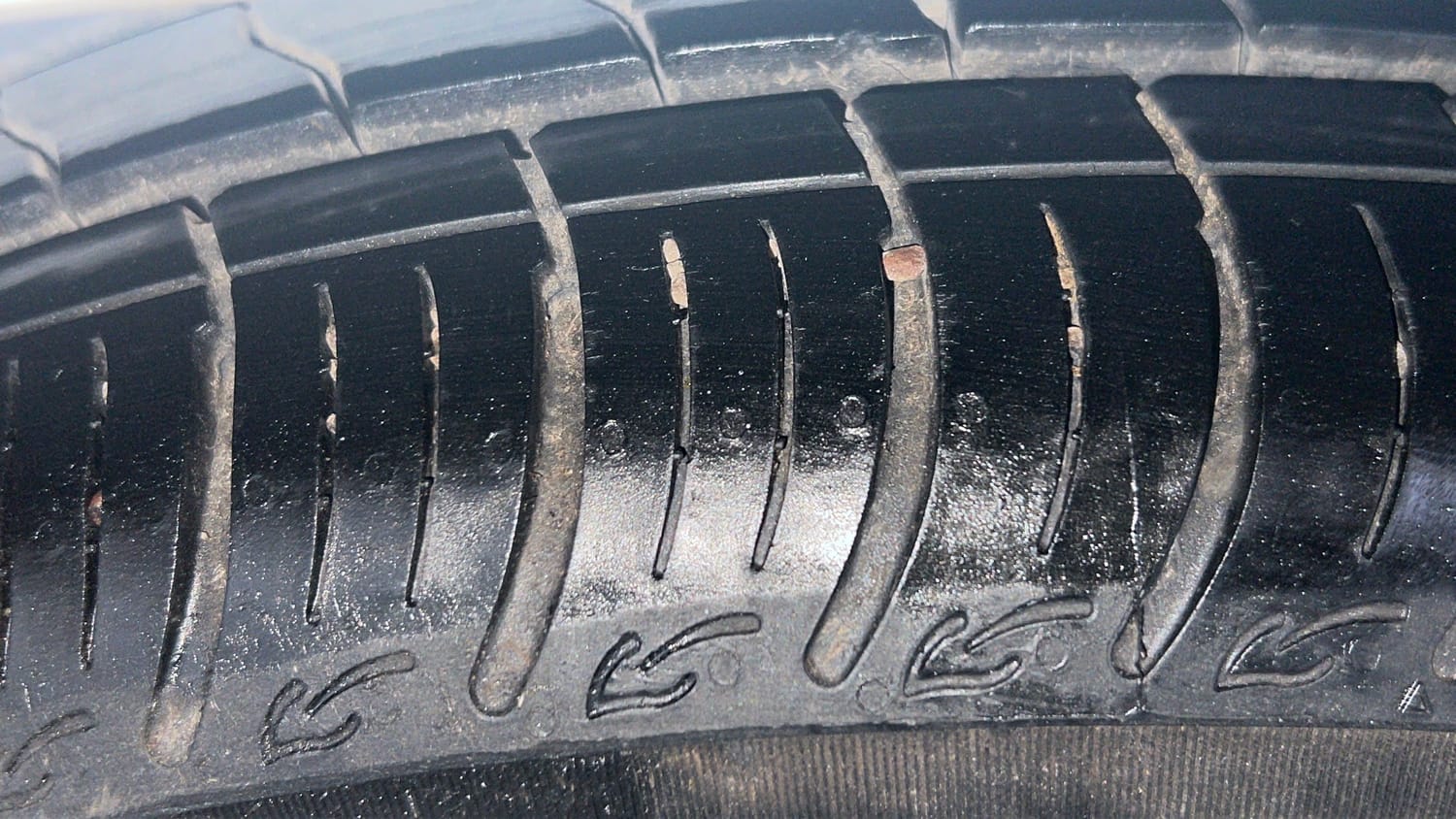 Used 2016 Honda Amaze 1.2 S i-VTEC Petrol Manual tyres RIGHT REAR TYRE TREAD VIEW
