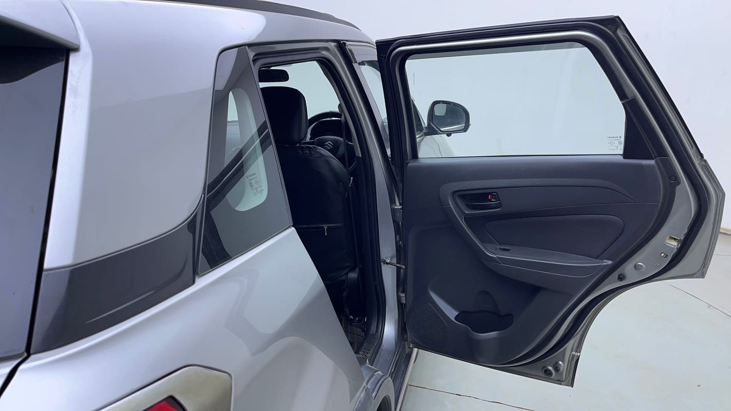 Used 2017 Maruti Suzuki Vitara Brezza VDi (O) Diesel Manual interior RIGHT REAR DOOR OPEN VIEW