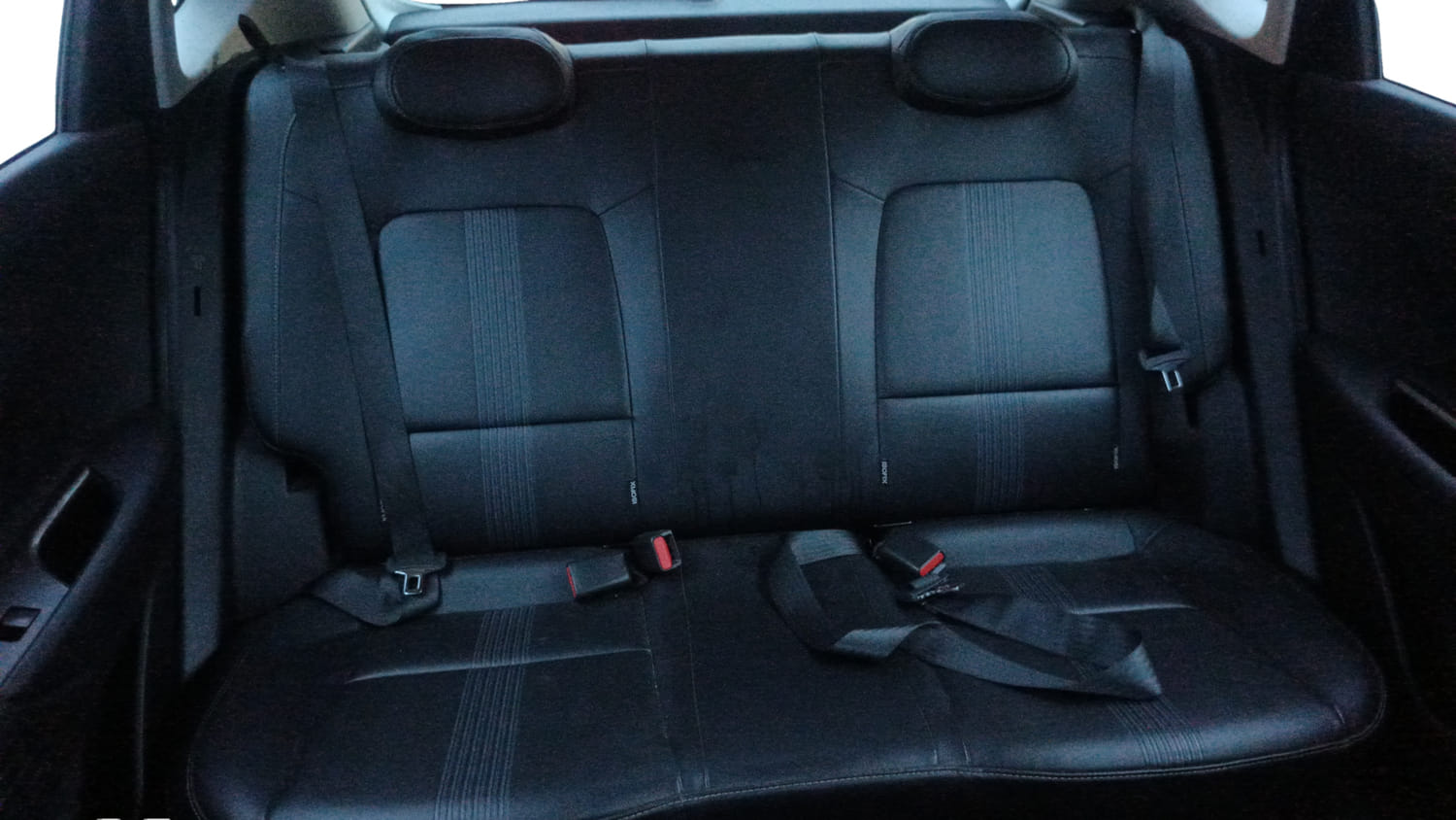 Used 2021 Hyundai i20 Asta 1.0 Turbo DCT Petrol Automatic interior REAR SEAT CONDITION VIEW