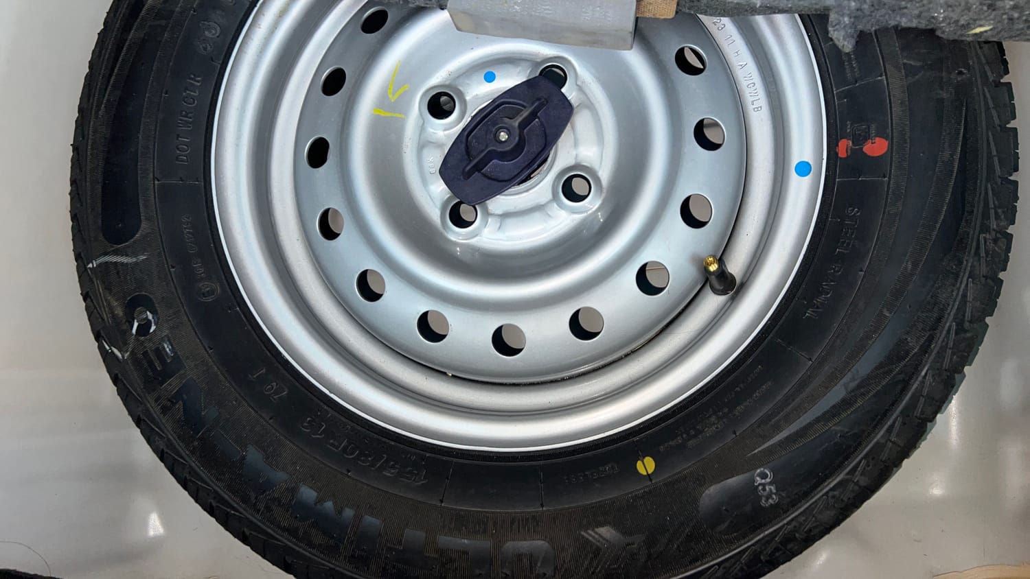 Used 2023 Maruti Suzuki Wagon R LXI 1.0 Petrol Manual tyres SPARE TYRE VIEW