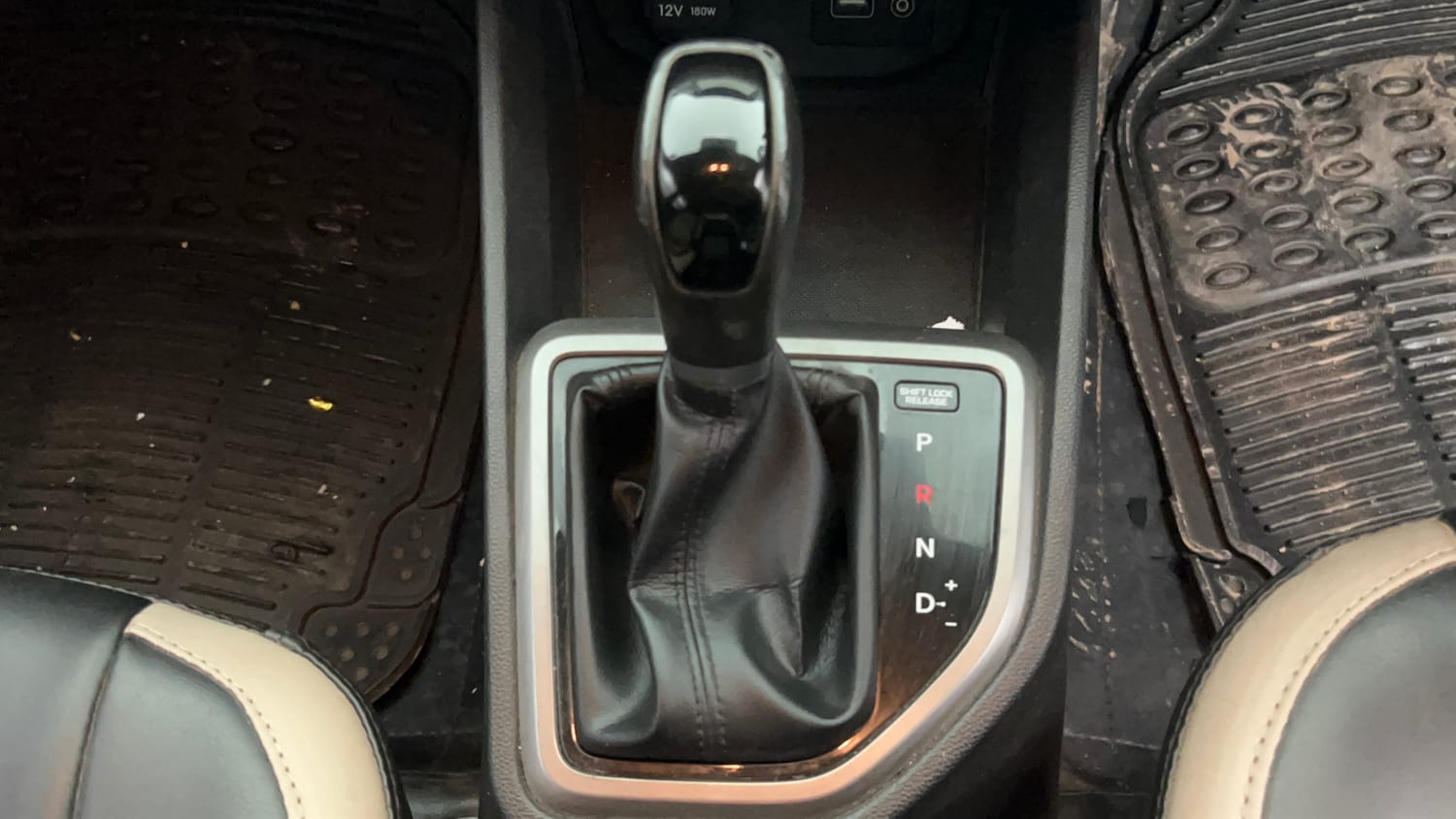 Used 2018 Hyundai Creta SX Plus 1.6 AT Petrol Petrol Automatic interior GEAR  KNOB VIEW