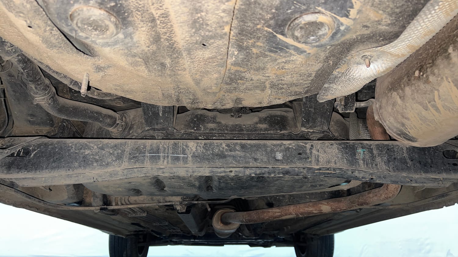 Used 2024 Kia Sonet GTX Plus 1.0 Turbo Petrol DCT Dual Tone Petrol Automatic extra REAR UNDERBODY VIEW (TAKEN FROM REAR)