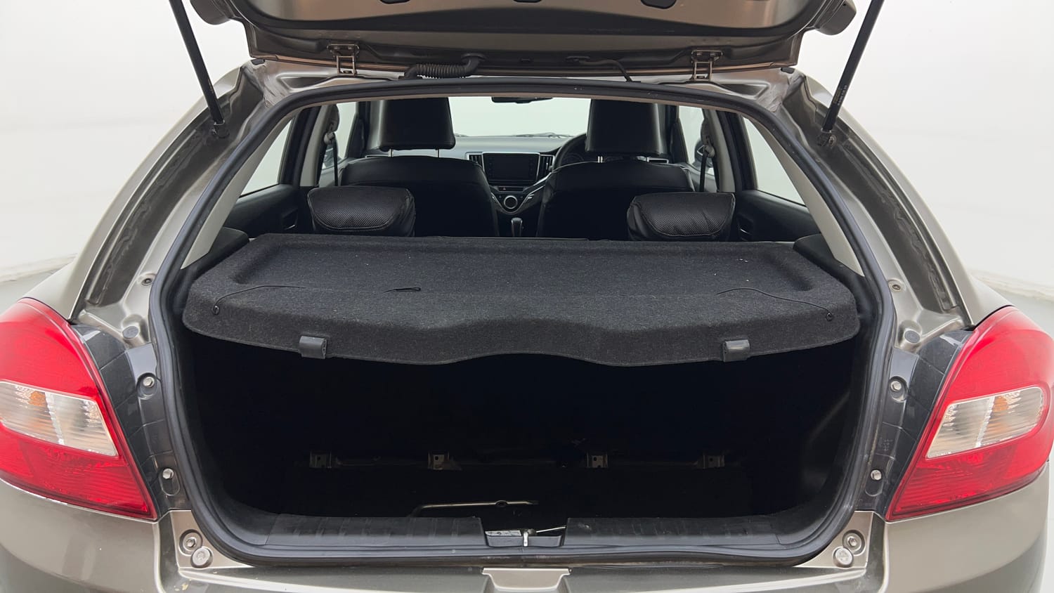 Used 2020 Maruti Suzuki Baleno Zeta Automatic Petrol Automatic interior DICKY INSIDE VIEW