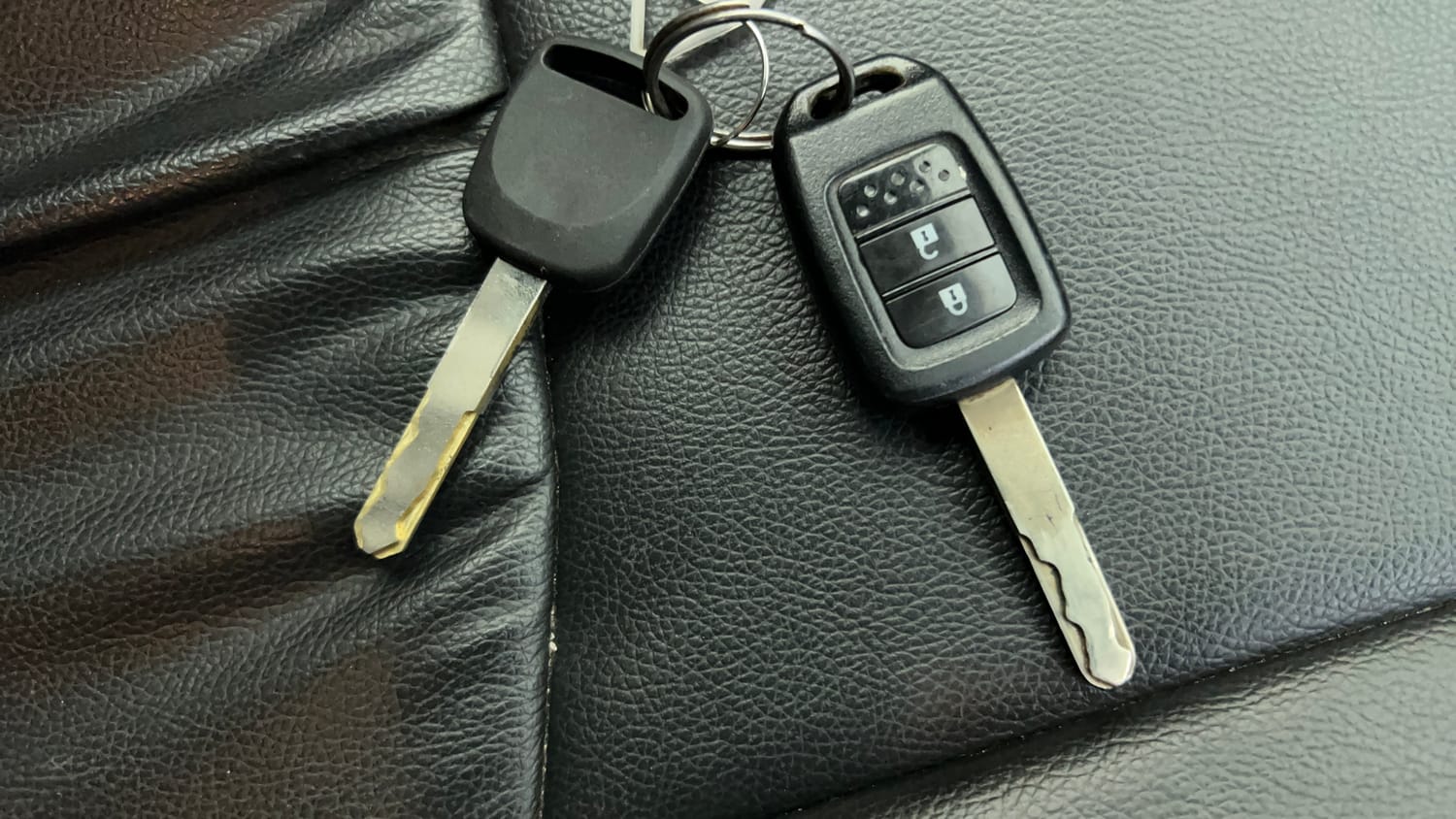 Used 2018 Honda WR-V S MT Petrol Petrol Manual extra CAR KEY VIEW
