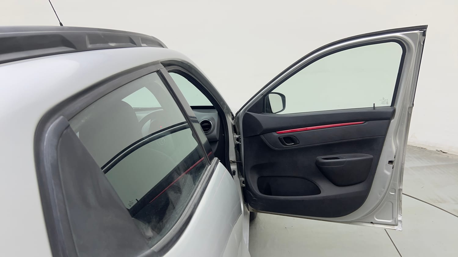 Used 2017 Renault Kwid RXT Live For More Edition 1.0 Petrol Manual interior RIGHT FRONT DOOR OPEN VIEW