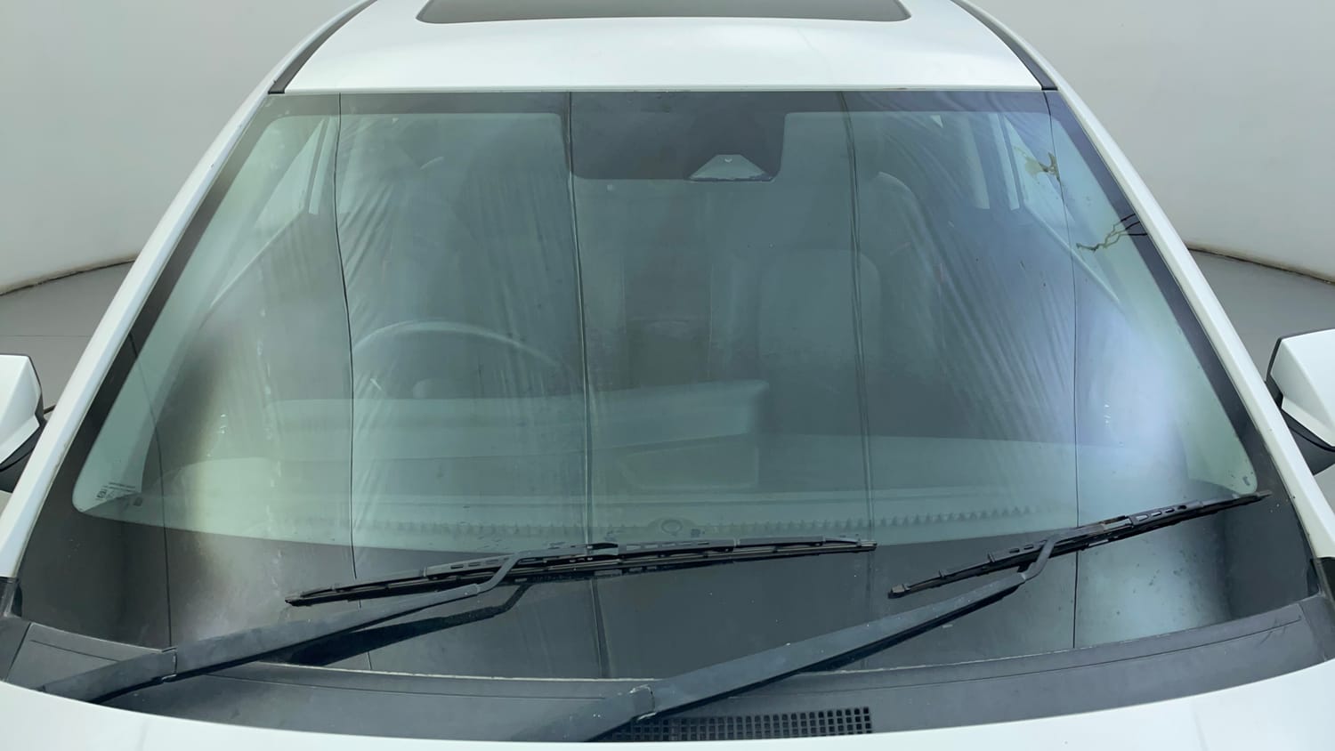 Used 2023 Hyundai Verna SX (O) 1.5 Turbo Petrol MT Petrol Manual exterior FRONT WINDSHIELD VIEW