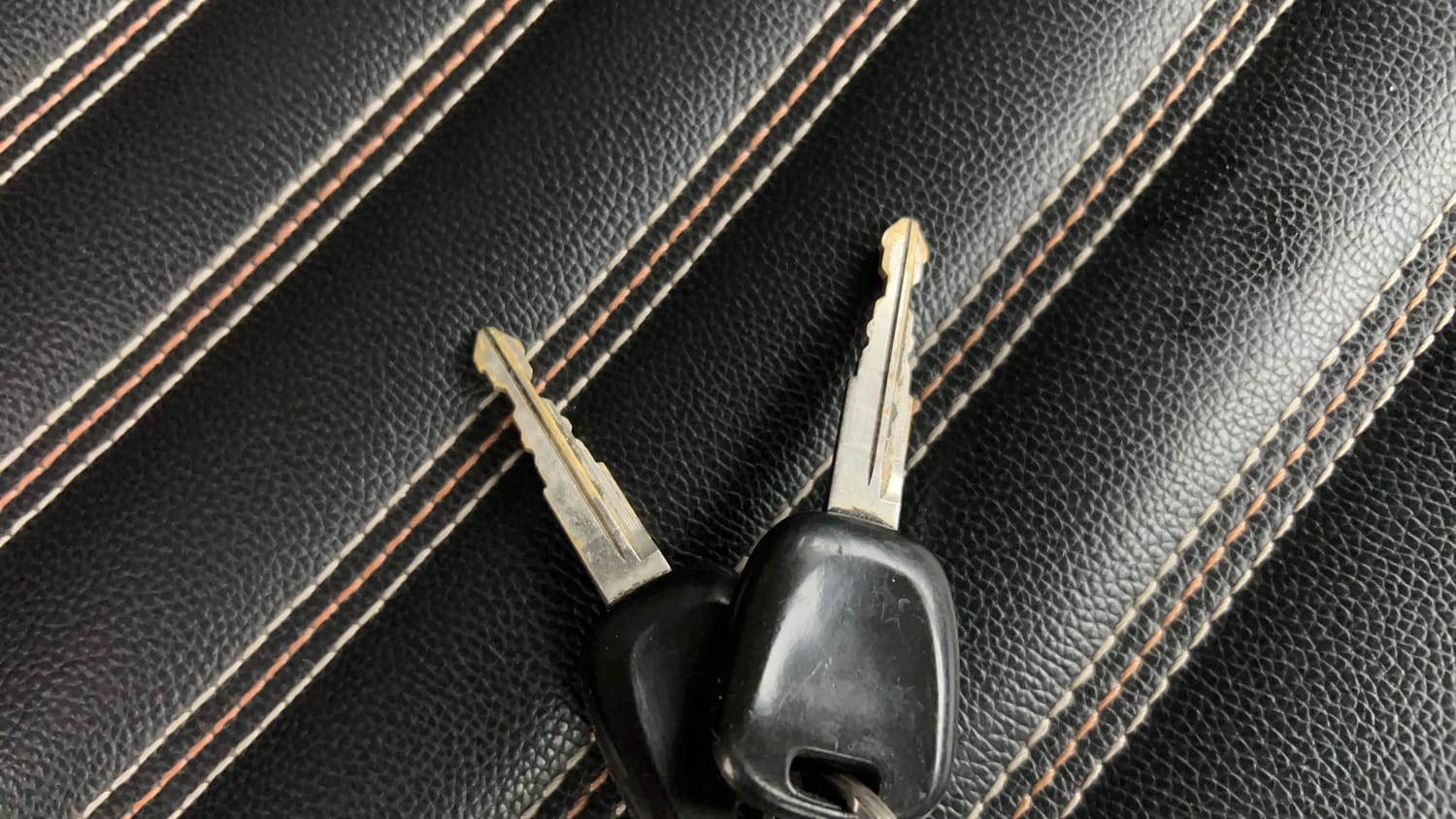Used 2015 Maruti Suzuki Celerio VXi Petrol Manual extra CAR KEY VIEW