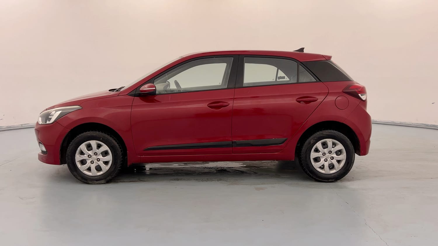 Used 2016 Hyundai Elite i20 Sportz 1.2 Petrol Manual exterior LEFT SIDE VIEW
