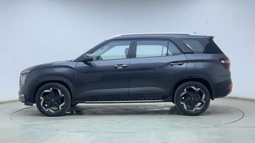 Used 2022 Hyundai Alcazar Signature (O) 6 STR 2.0 Petrol AT Petrol Automatic exterior LEFT SIDE VIEW