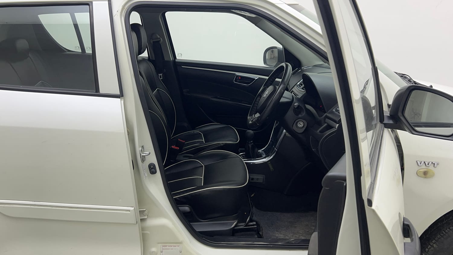 Used 2015 Maruti Suzuki Swift Lxi (O) Petrol Manual interior RIGHT SIDE FRONT DOOR CABIN VIEW
