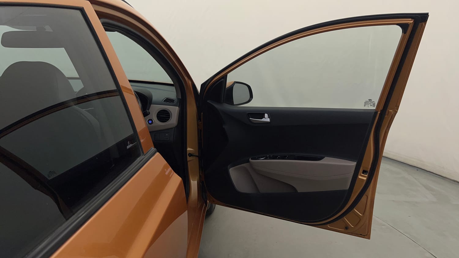 Used 2015 Hyundai Grand i10 Asta 1.2 Kappa VTVT (O) Petrol Manual interior RIGHT FRONT DOOR OPEN VIEW