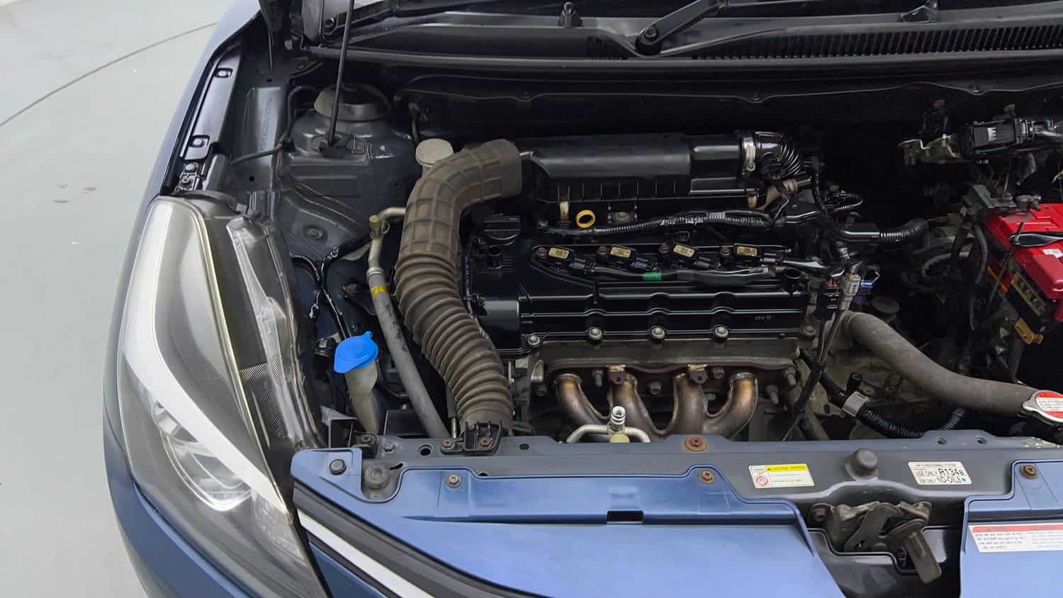 Used 2017 Maruti Suzuki Baleno Alpha 1.2 Petrol Manual engine ENGINE RIGHT SIDE VIEW