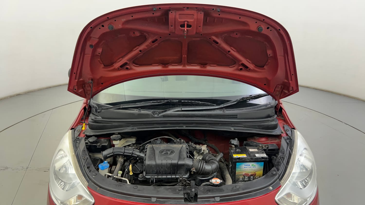 Used 2012 Hyundai i10 Era 1.1 iRDE2 Petrol Manual engine ENGINE & BONNET OPEN FRONT VIEW