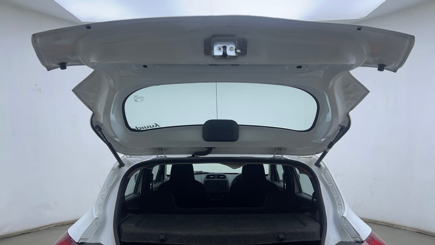 Used 2016 Renault Kwid RXT Petrol Manual interior DICKY DOOR OPEN VIEW