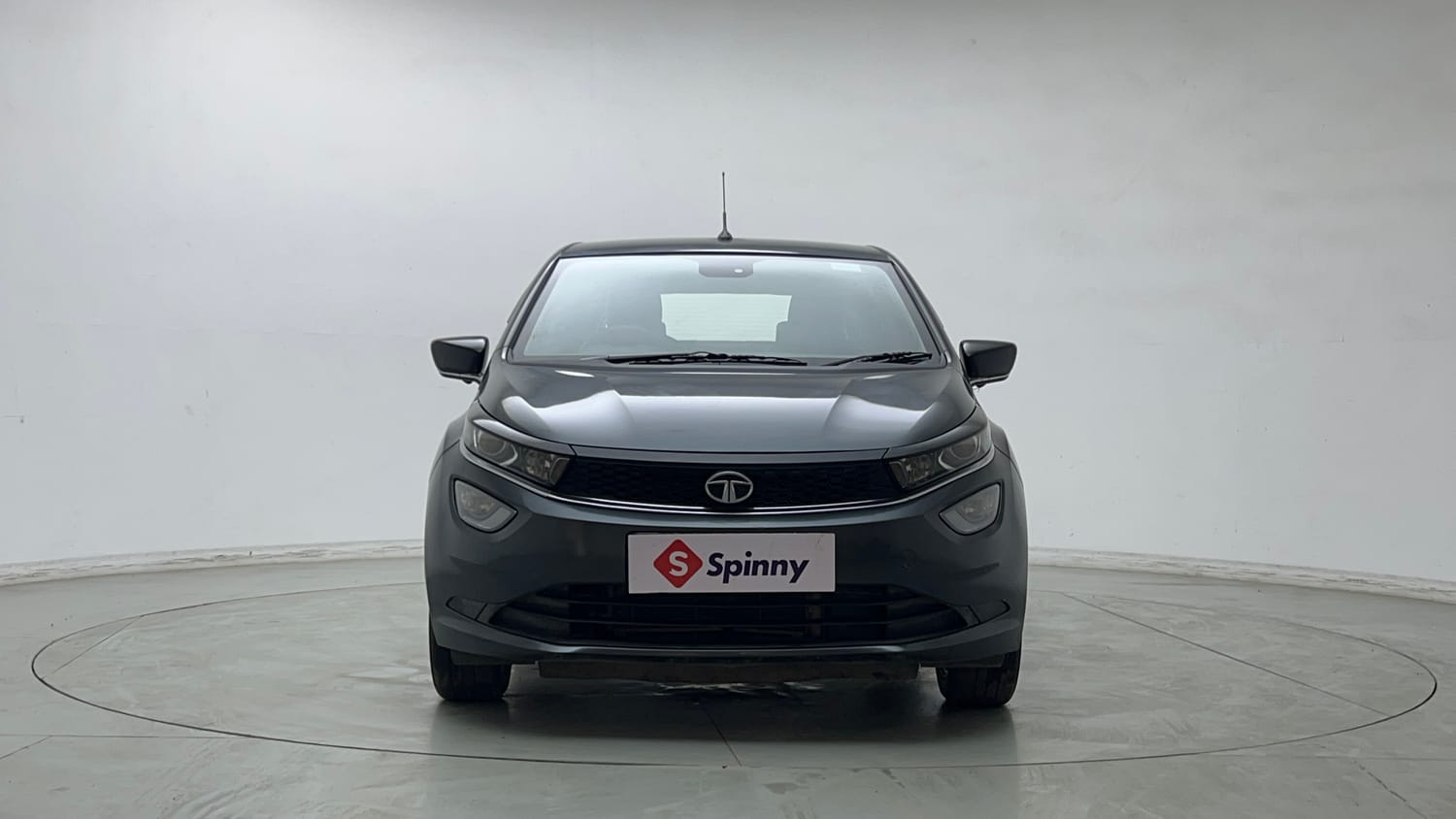 Used 2020 Tata Altroz XZ Petrol Petrol Manual exterior FRONT VIEW