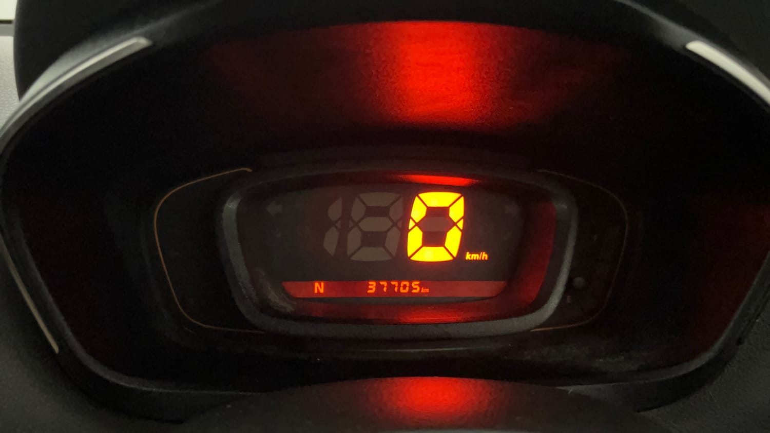 Used 2017 Renault Kwid 1.0 RXT AMT Opt Petrol Automatic interior CLUSTERMETER VIEW