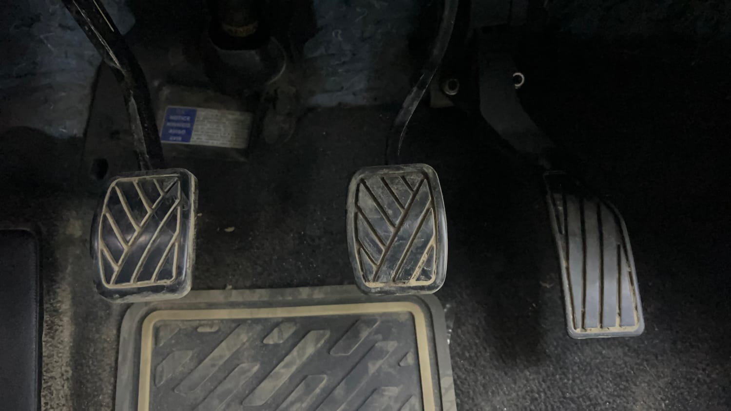 Used 2017 Maruti Suzuki S-Cross Zeta 1.3 Diesel Manual interior PEDALS VIEW